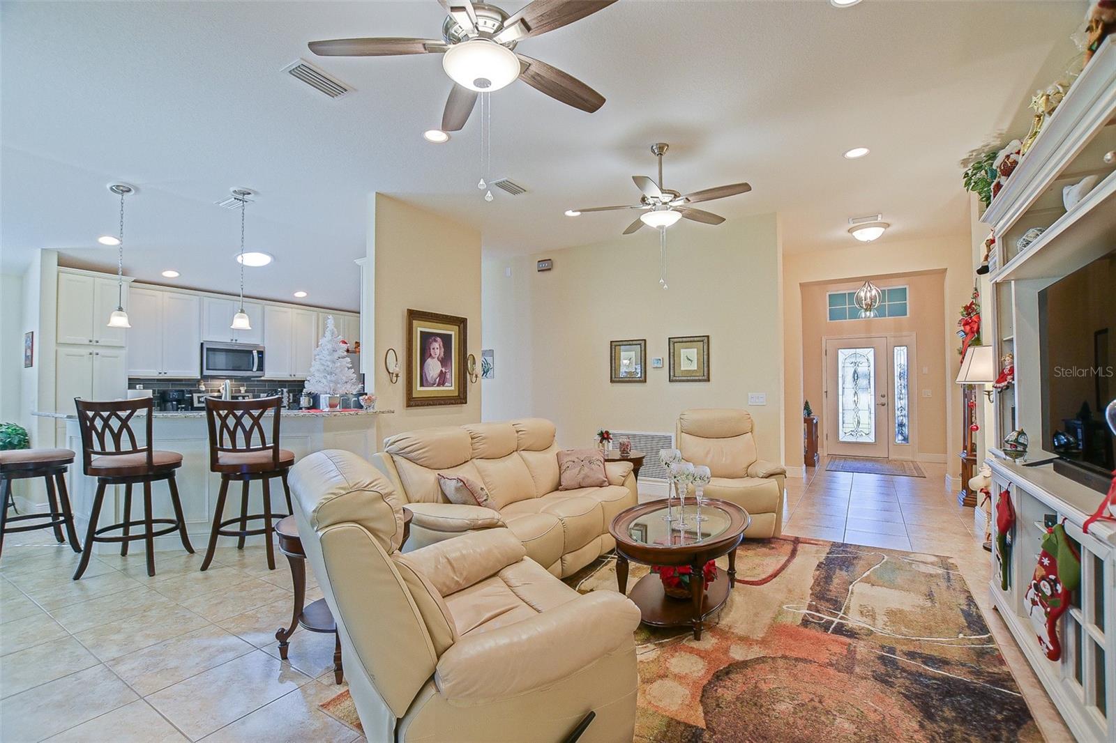 Image 37 of 77 For 10158 Julia Isles Avenue