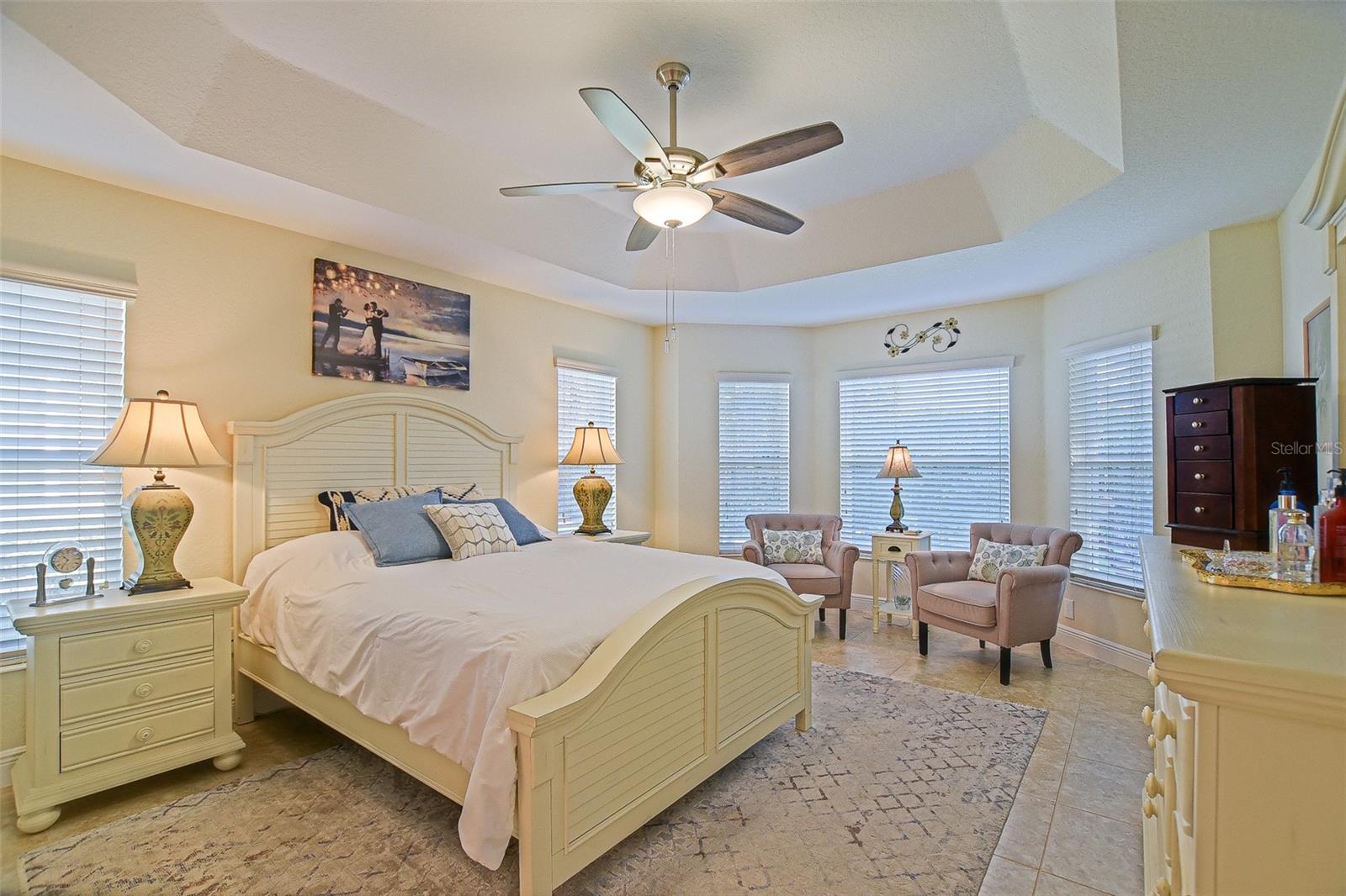 Image 56 of 77 For 10158 Julia Isles Avenue