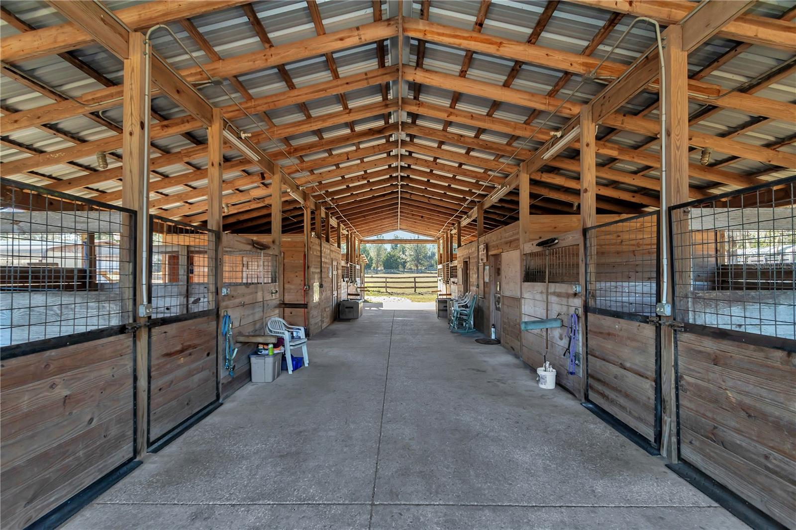 Image 15 of 49 For 11375 Circle M Avenue