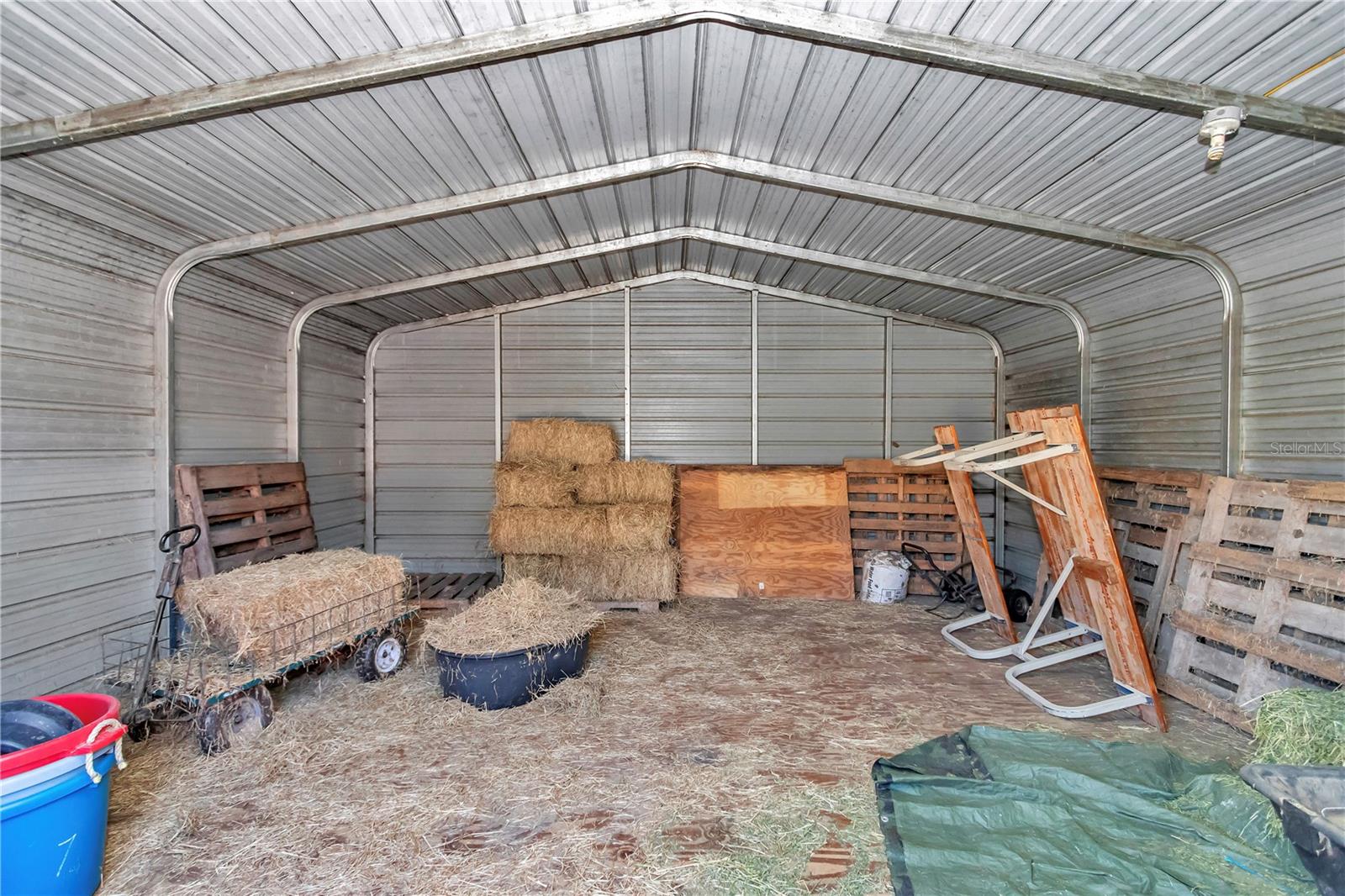 Image 38 of 49 For 11375 Circle M Avenue