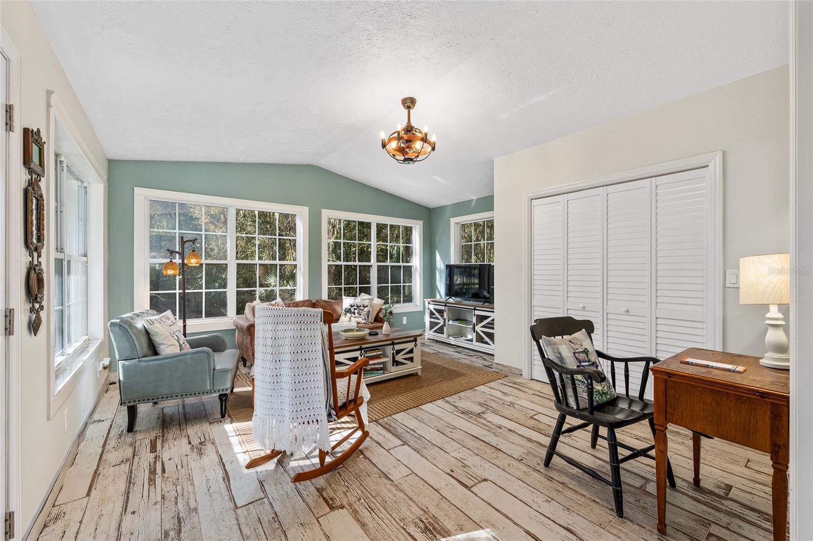 Image 30 of 65 For 12270 83rd Lane