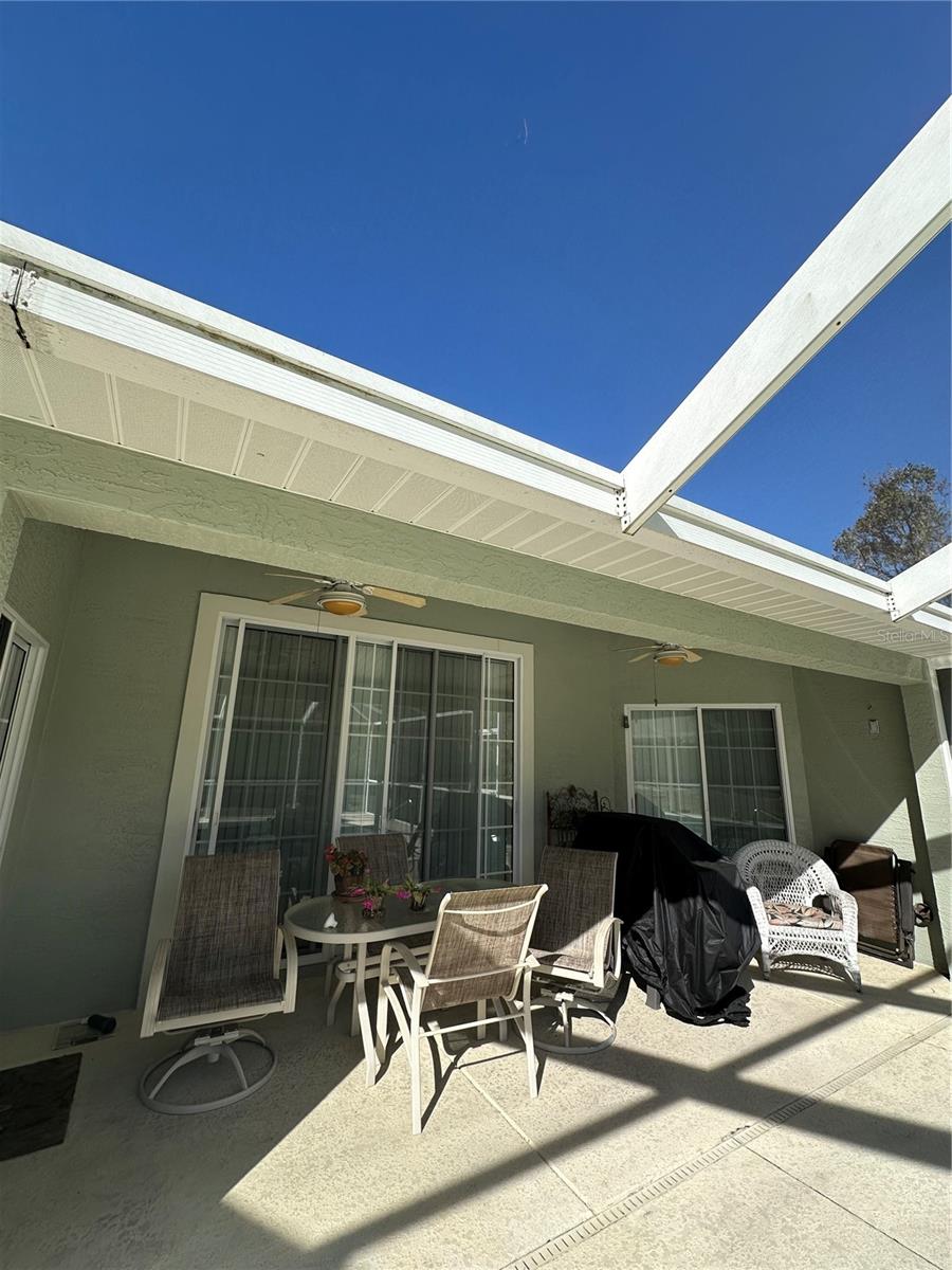 Image 21 of 27 For 16425 47th Court