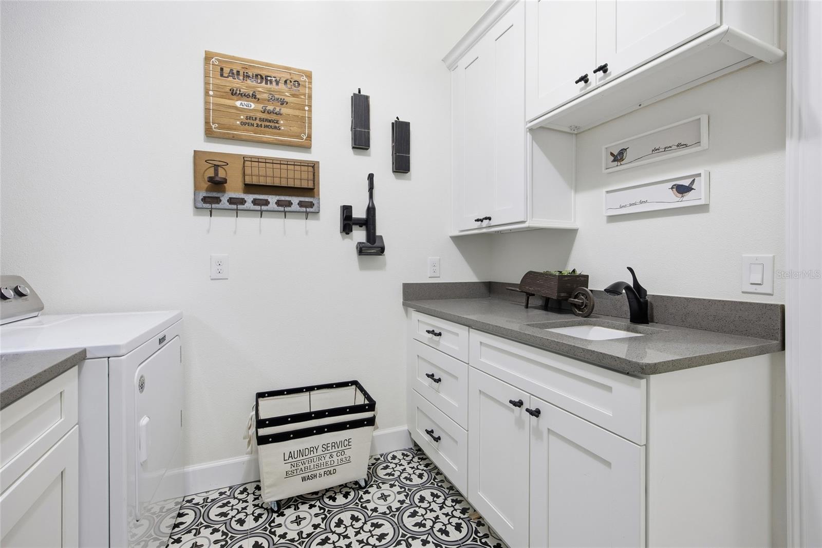 Image 39 of 74 For 12052 101st Court Road