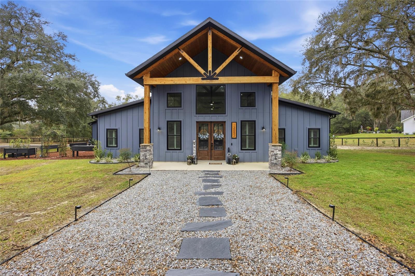 Image 4 of 74 For 12052 101st Court Road