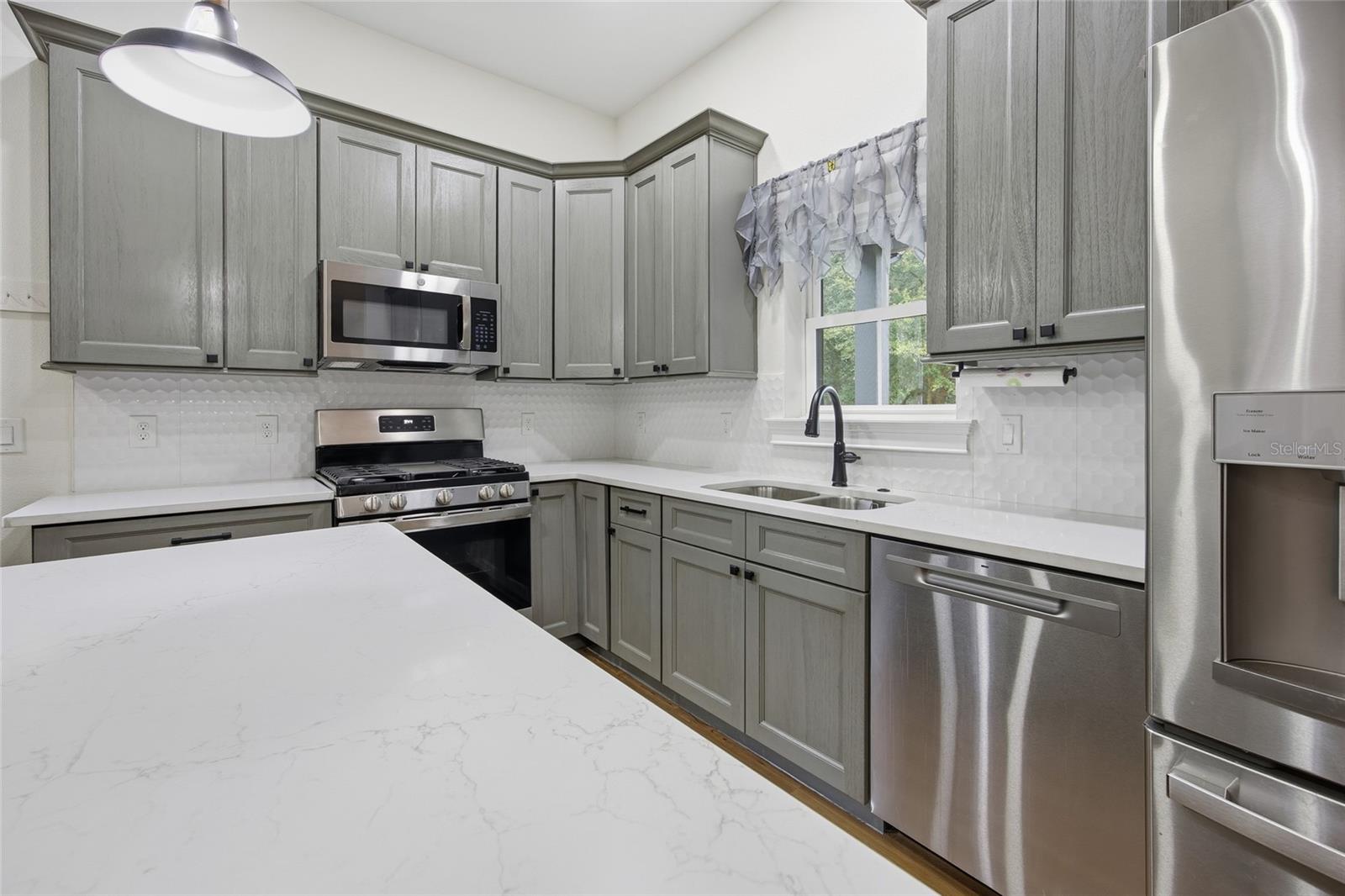 Image 48 of 74 For 12052 101st Court Road