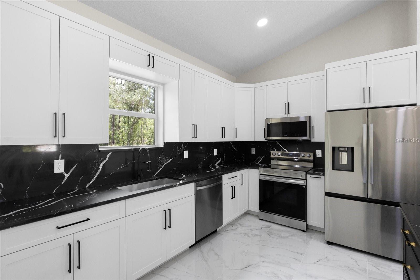 Image 10 of 31 For 13619 78th Place