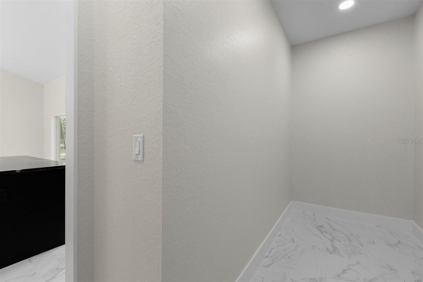 Image 11 of 31 For 13619 78th Place