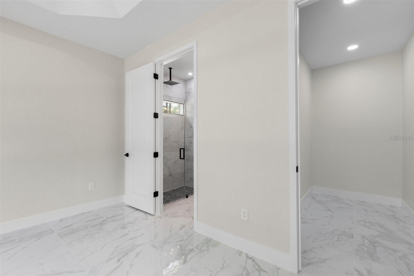 Image 15 of 31 For 13619 78th Place