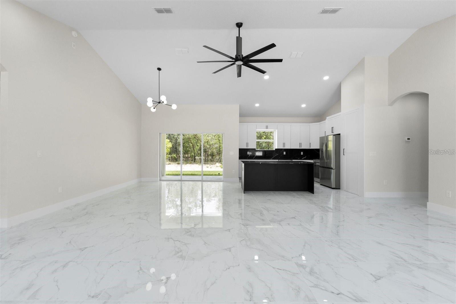 Image 5 of 31 For 13619 78th Place