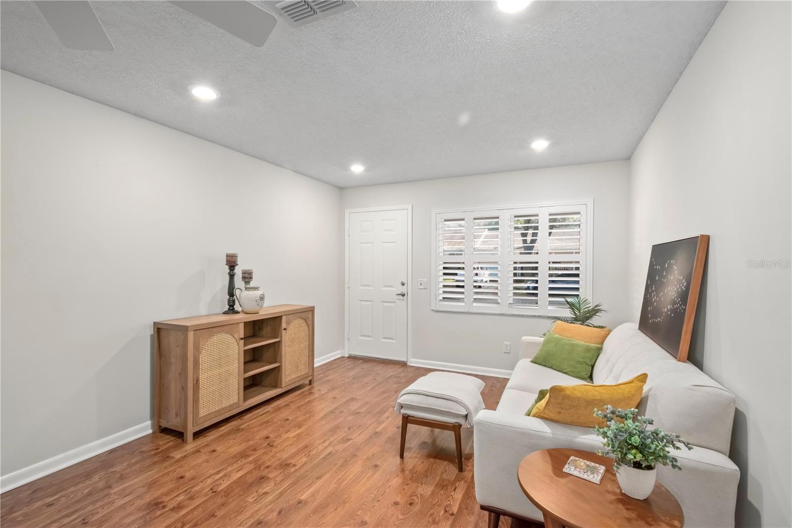 Image 10 of 34 For 9668 94th Court A