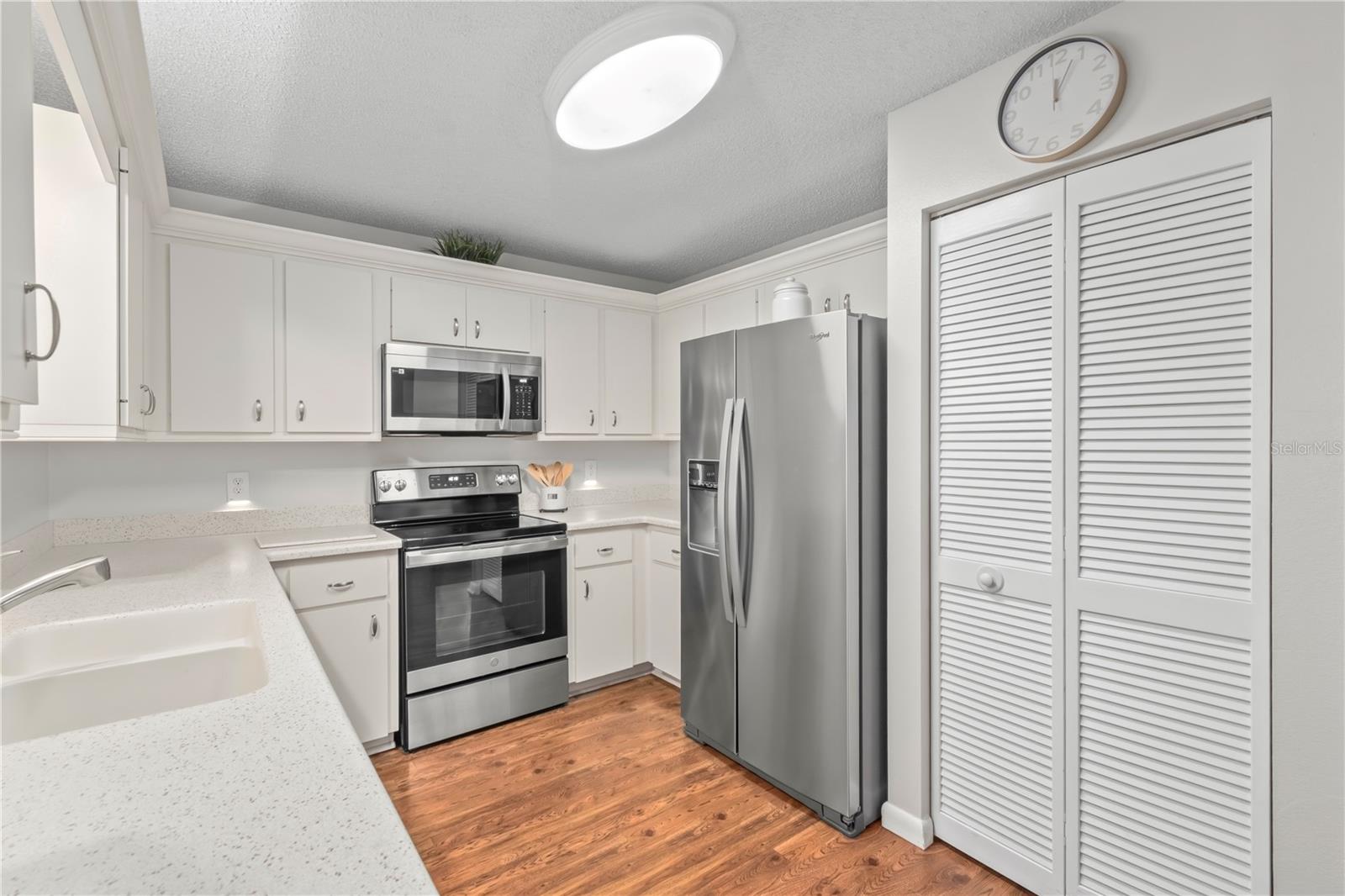 Image 18 of 34 For 9668 94th Court A