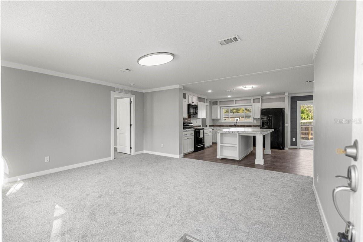 Image 5 of 38 For 9191 32nd Avenue Road