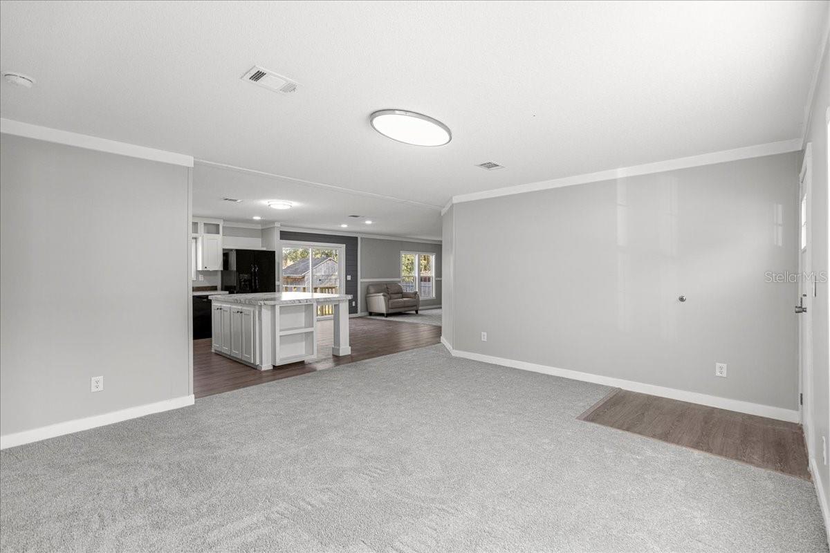 Image 6 of 38 For 9191 32nd Avenue Road