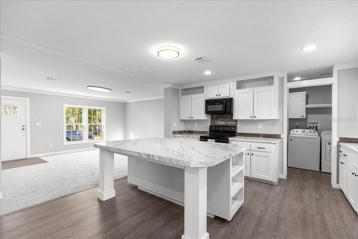 Image 9 of 38 For 9191 32nd Avenue Road