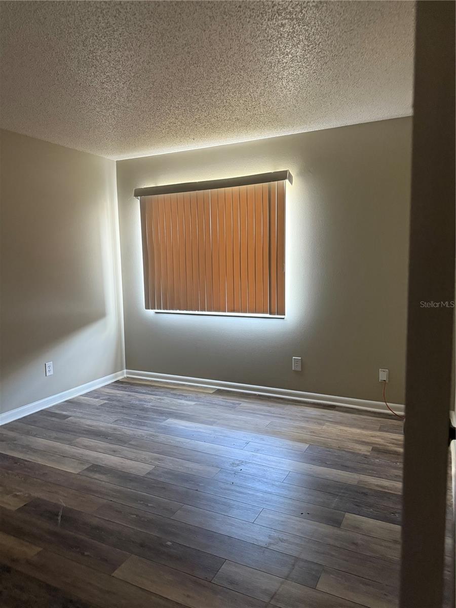 Image 6 of 9 For 737 Midway Drive A