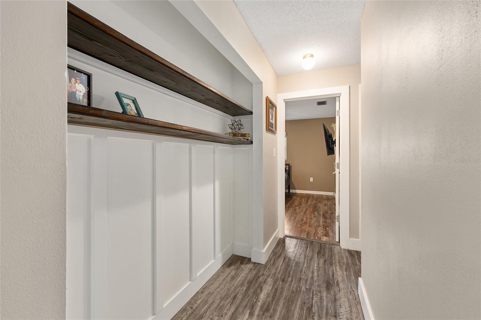 Image 25 of 45 For 903 17th Court