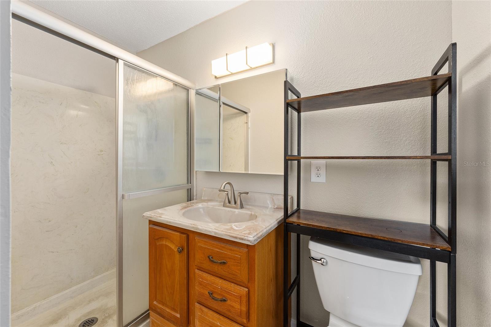 Image 28 of 45 For 903 17th Court