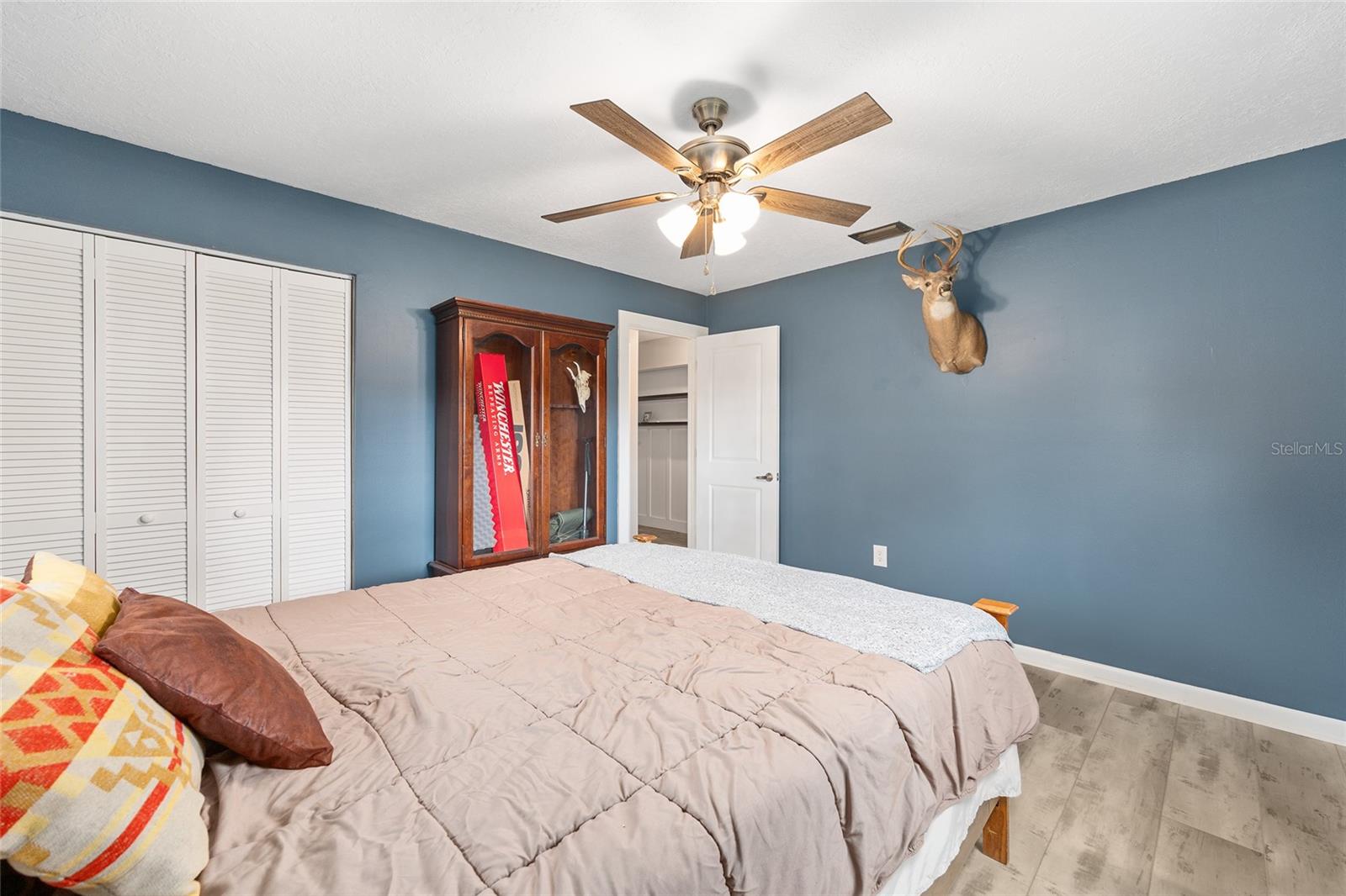 Image 31 of 45 For 903 17th Court