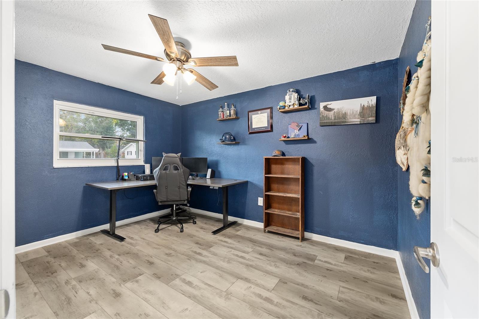 Image 32 of 45 For 903 17th Court