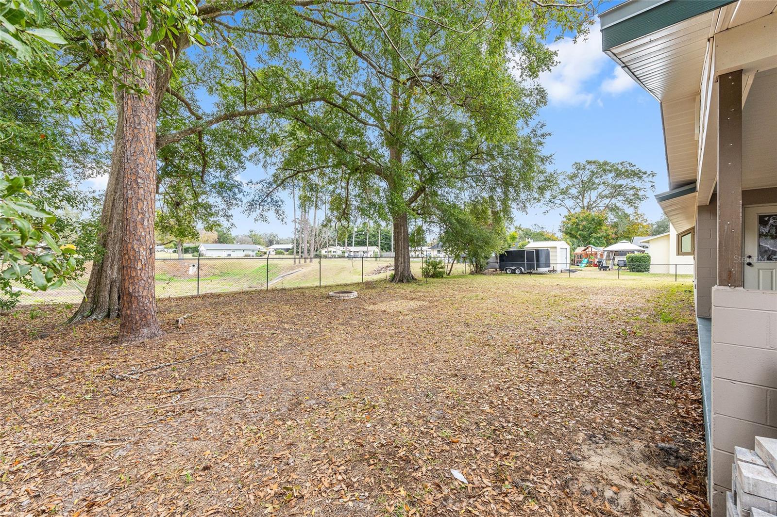 Image 40 of 45 For 903 17th Court