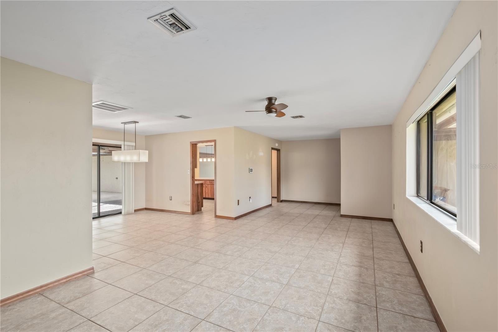 Image 13 of 86 For 2902 Marion County Road