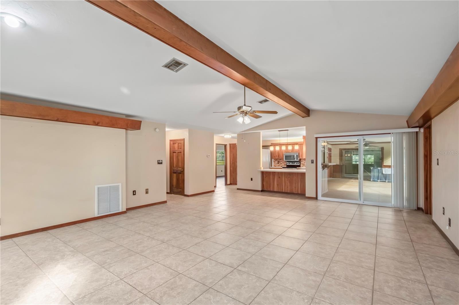 Image 21 of 86 For 2902 Marion County Road