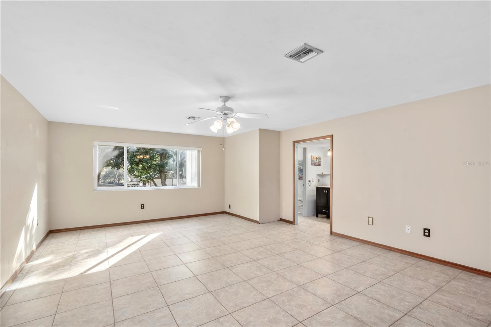 Image 28 of 86 For 2902 Marion County Road