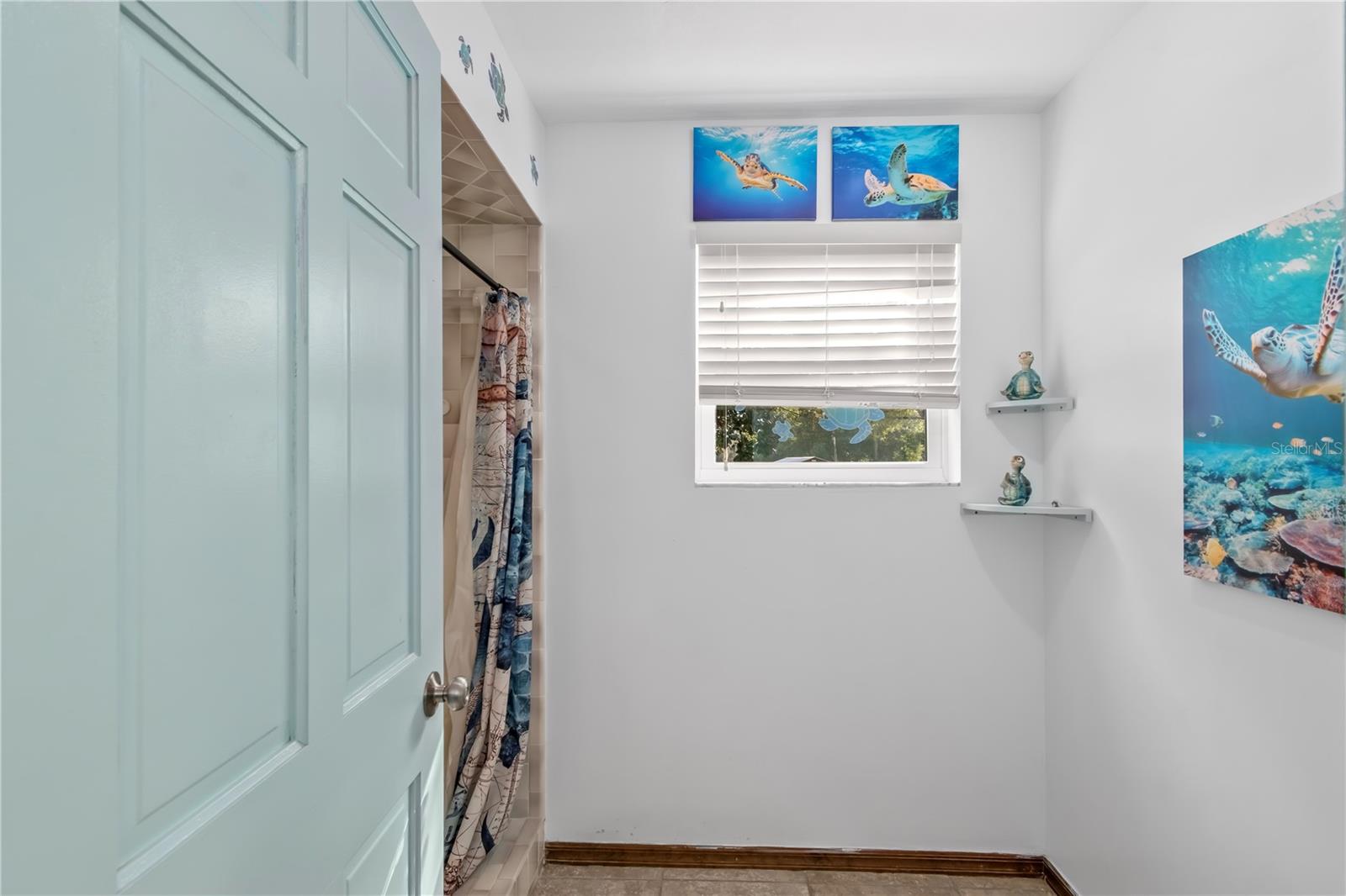 Image 32 of 86 For 2902 Marion County Road