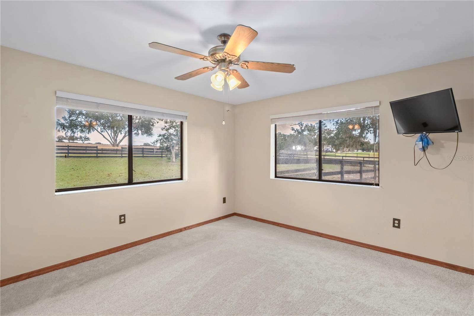 Image 37 of 86 For 2902 Marion County Road