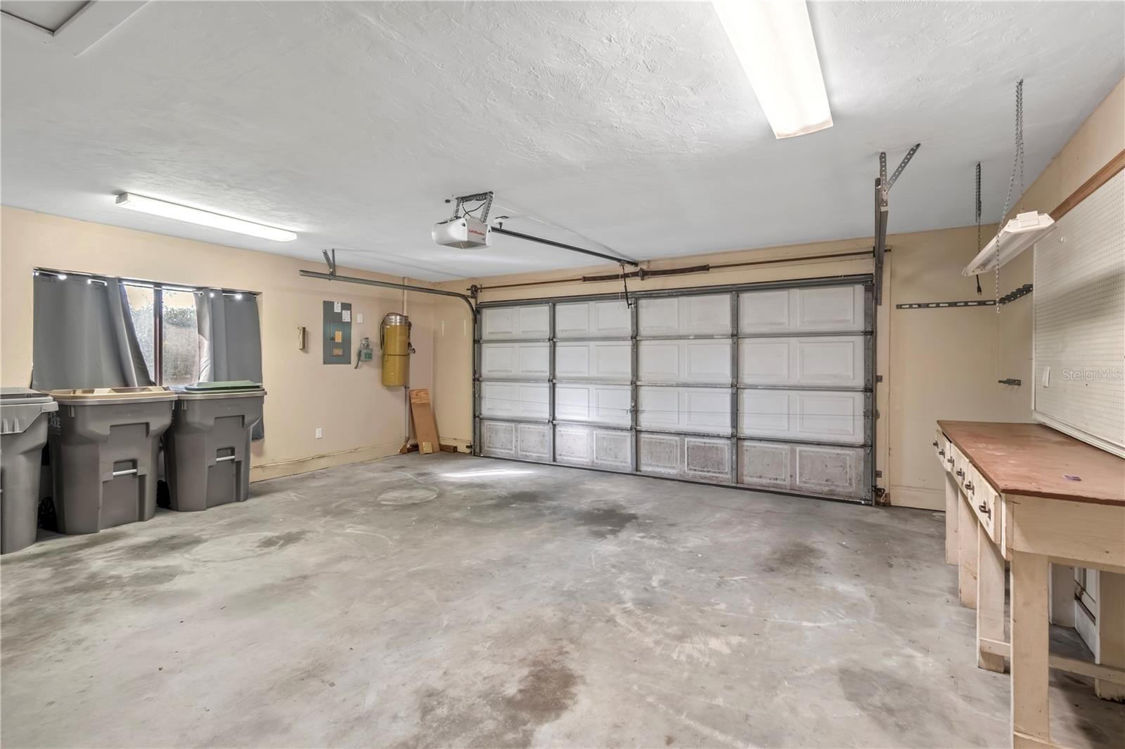 Image 56 of 86 For 2902 Marion County Road