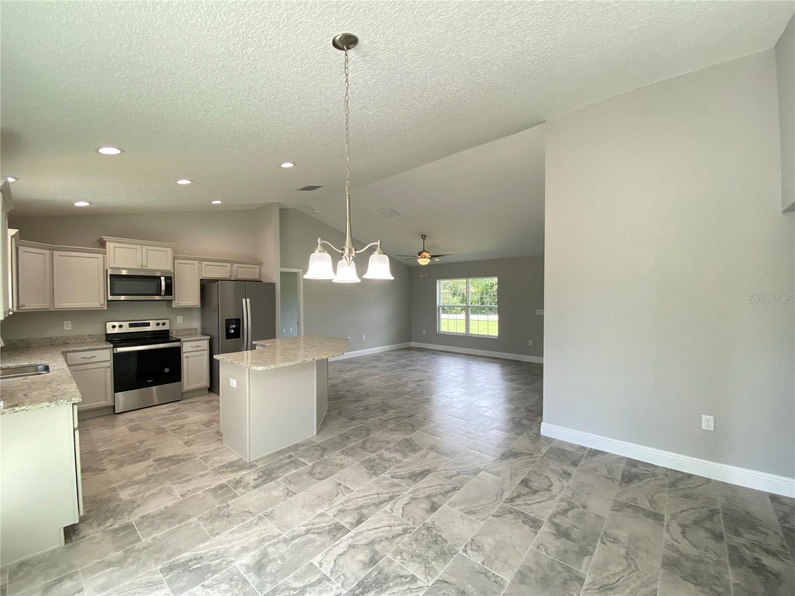 Image 5 of 26 For 15298 43rd Court