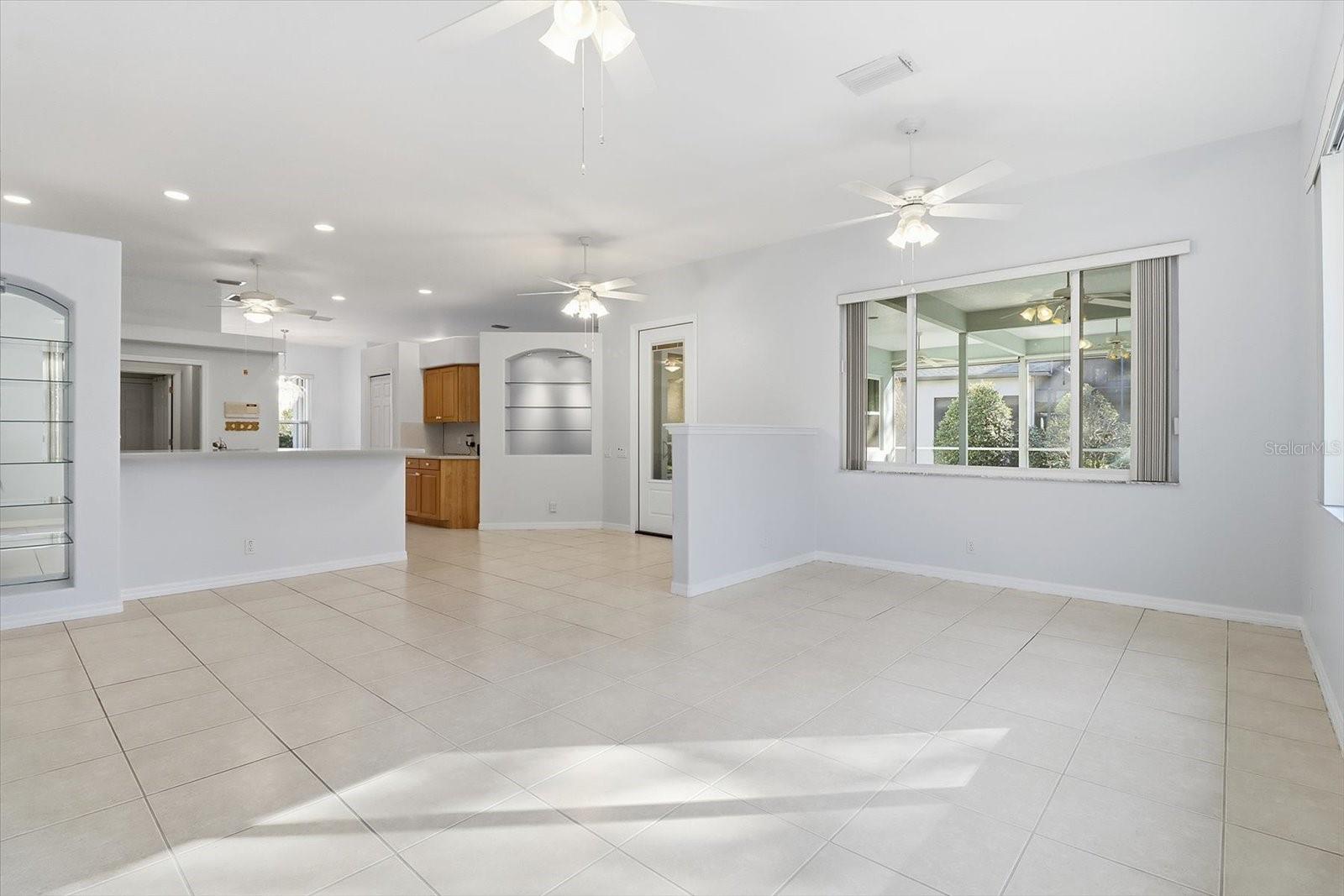 Image 14 of 42 For 7 Boston Ivy Court