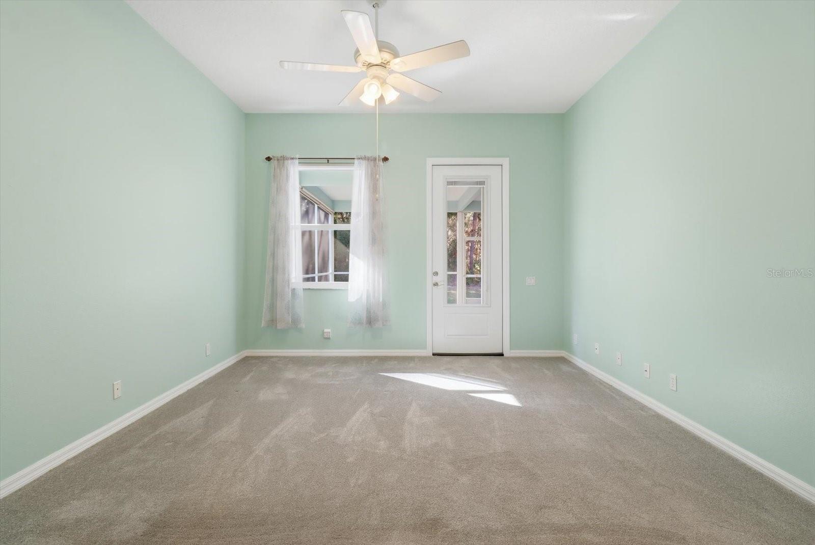 Image 24 of 42 For 7 Boston Ivy Court