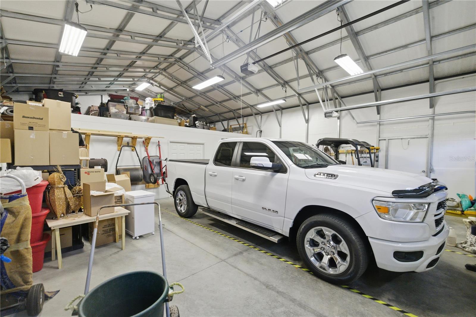 Image 33 of 40 For 5693 Woodlawn Street