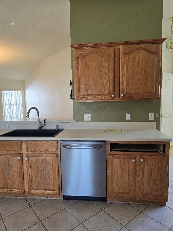 Image 36 of 95 For 6584 64th Avenue