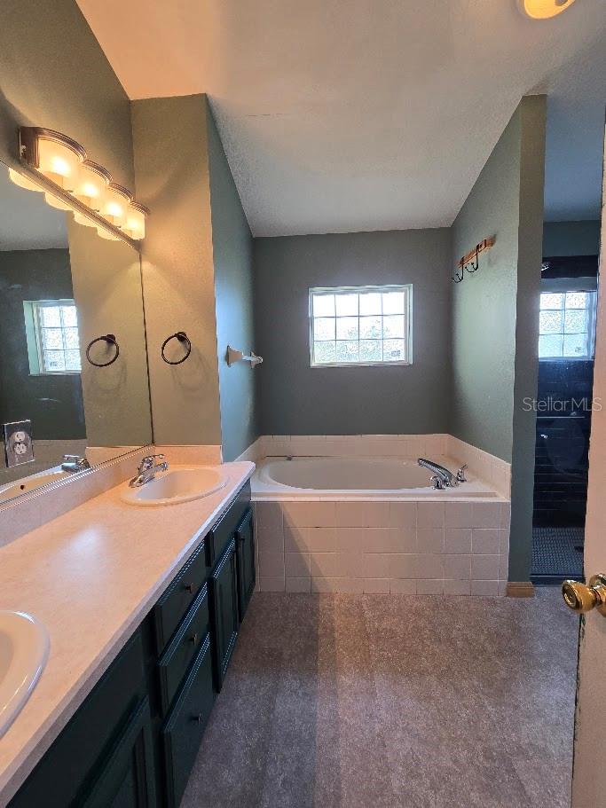 Image 63 of 95 For 6584 64th Avenue