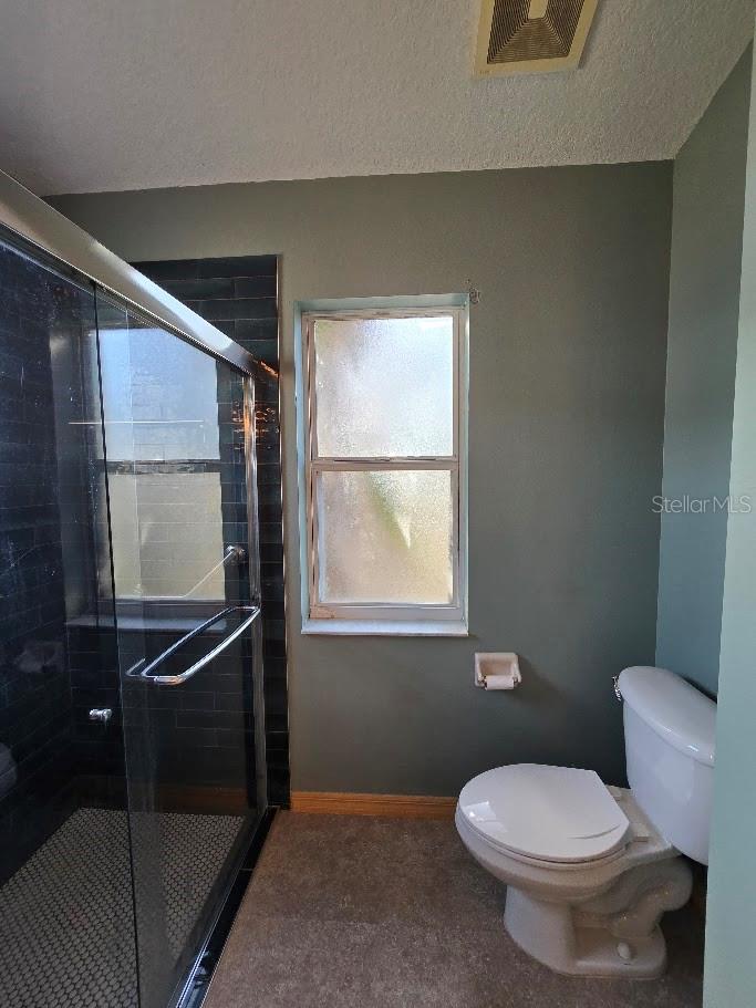 Image 65 of 95 For 6584 64th Avenue