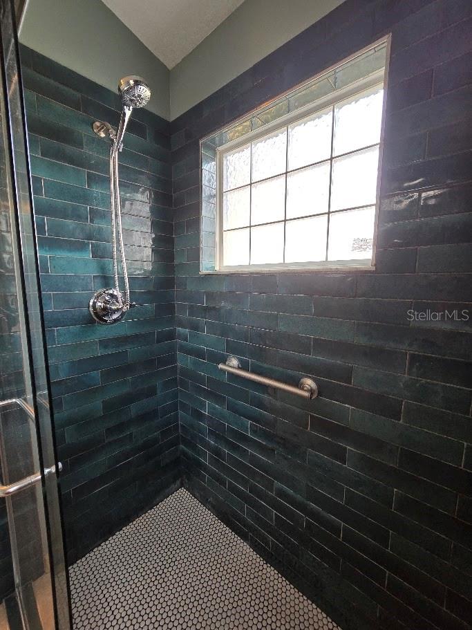 Image 67 of 95 For 6584 64th Avenue