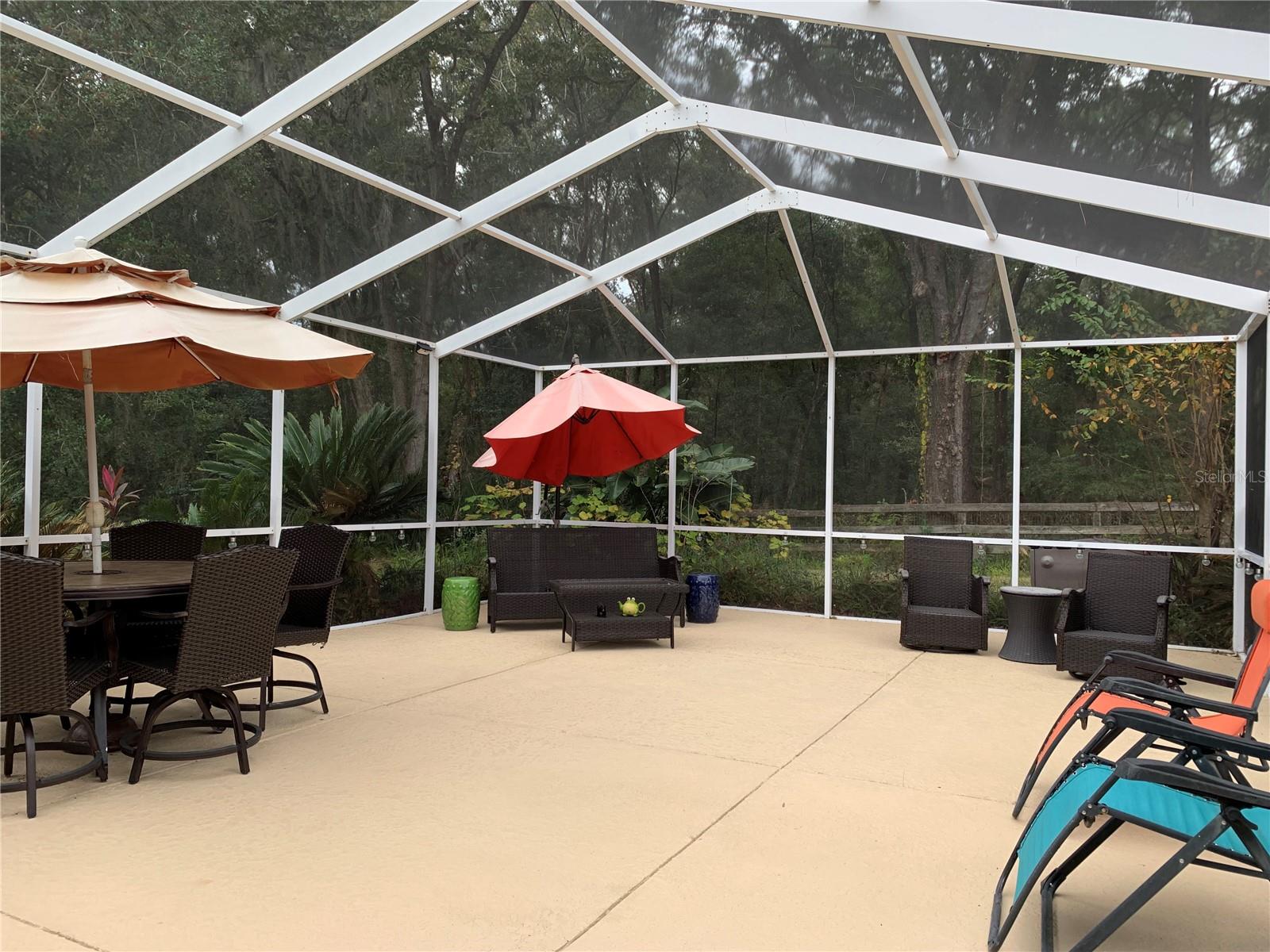 Image 23 of 38 For 11636 75th Cir