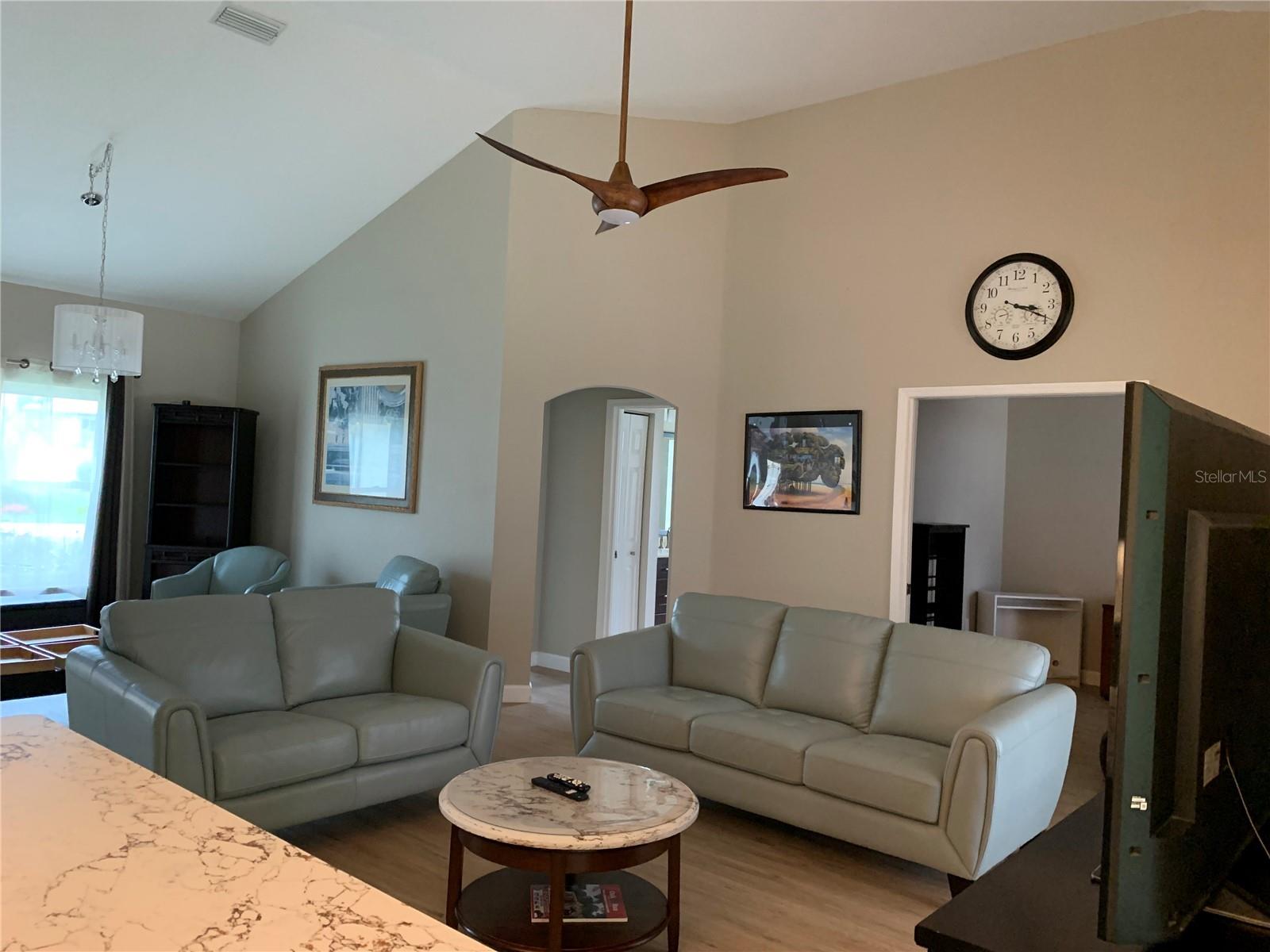 Image 7 of 38 For 11636 75th Cir