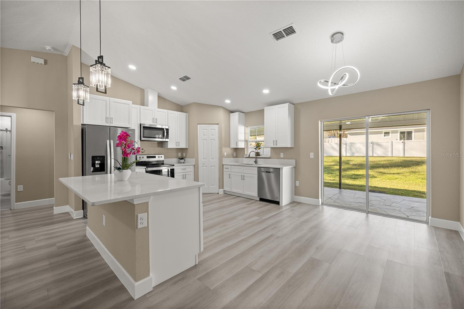 Image 15 of 32 For 12890 42nd Court