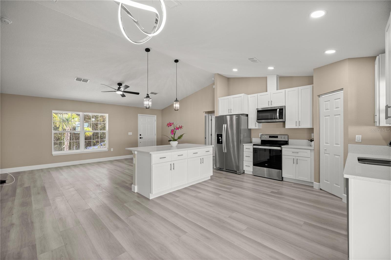 Image 16 of 32 For 12890 42nd Court