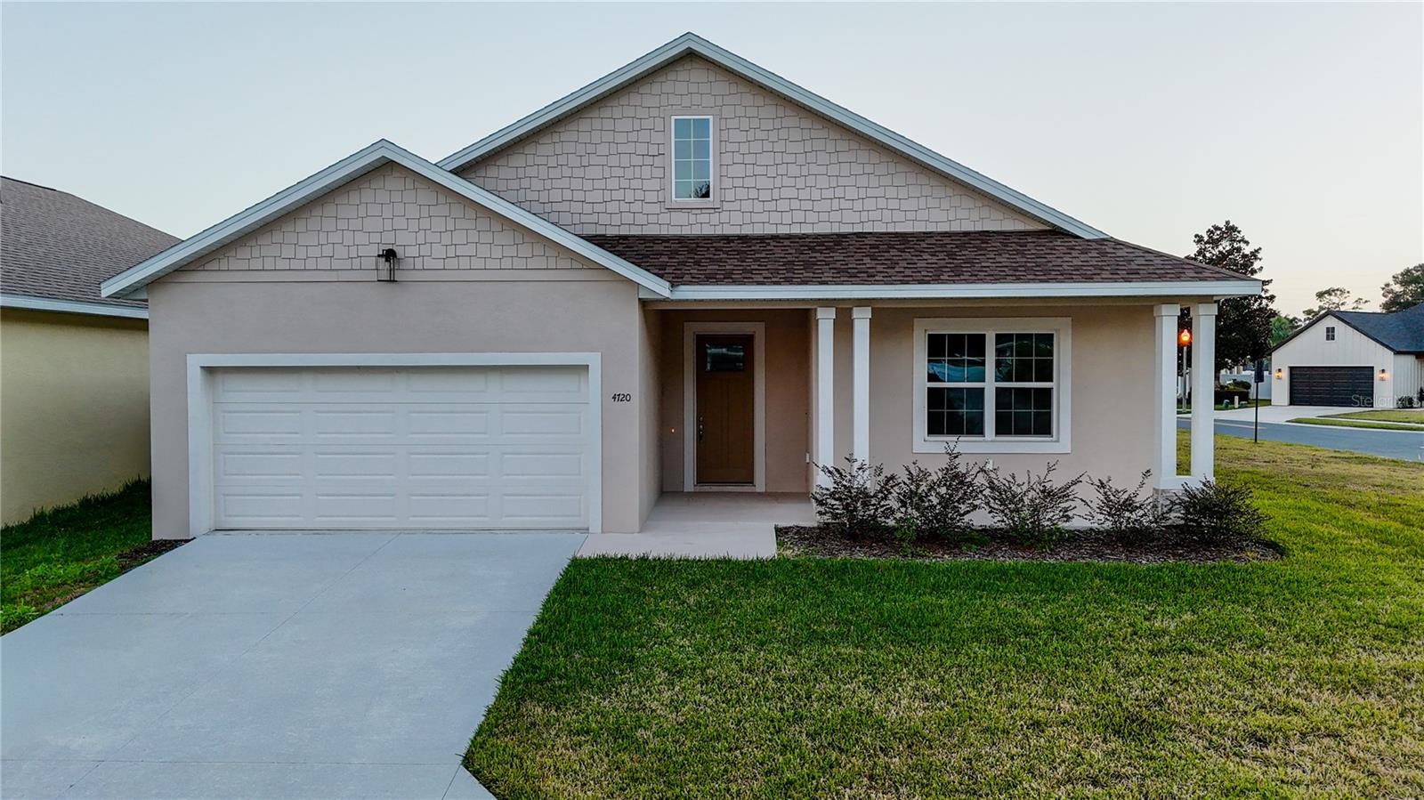 Image 27 of 27 For 4720 25th Loop