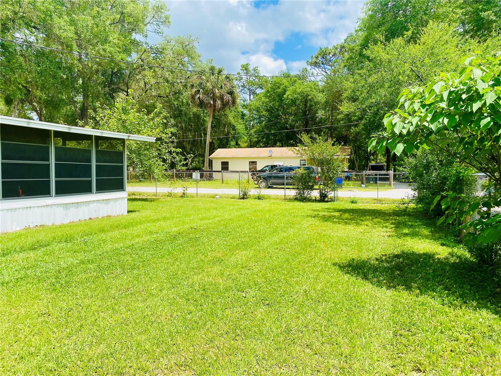 Image 4 of 12 For 3798 Ne 60th Court