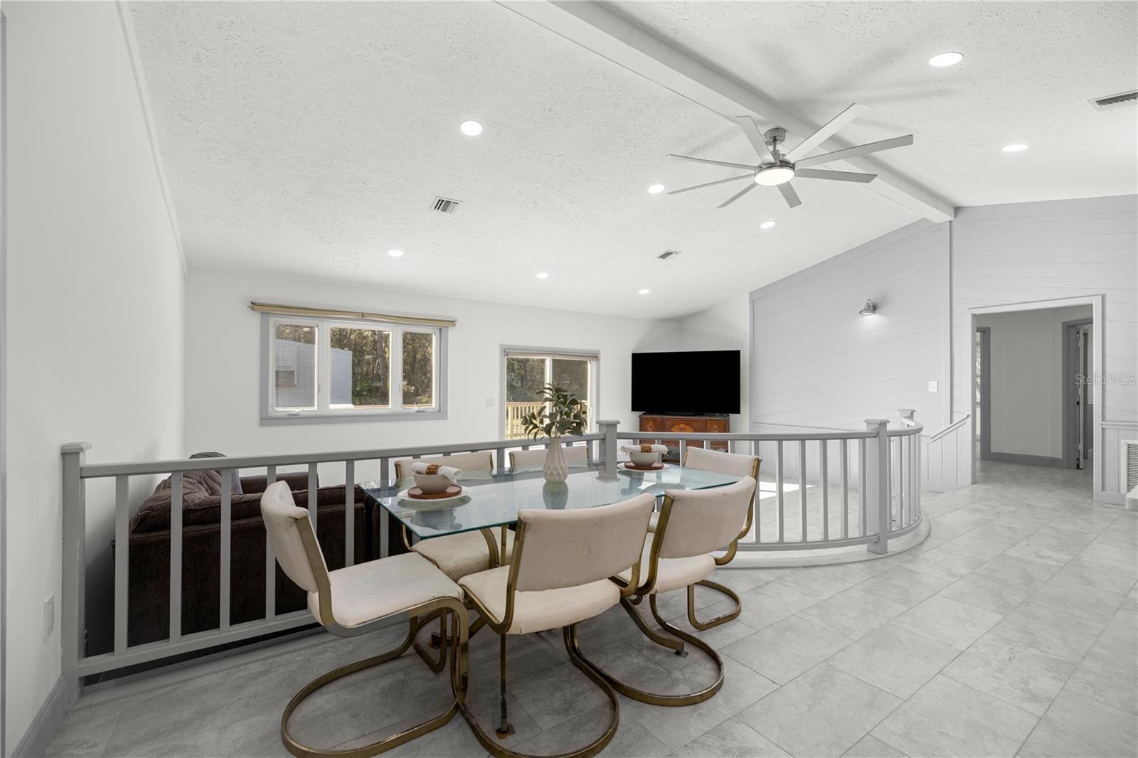 Image 12 of 35 For 11921 169th Avenue Road