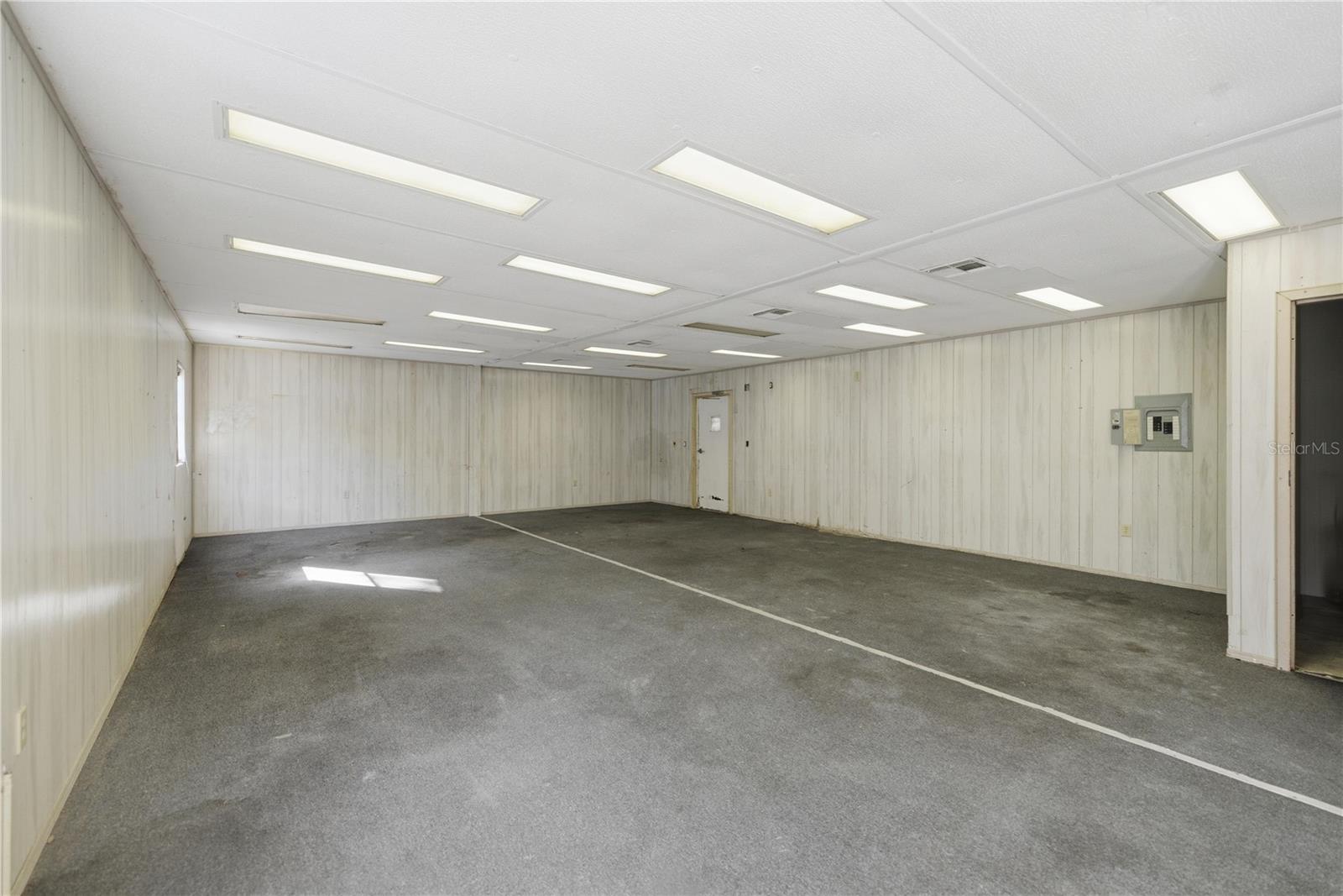 Image 26 of 35 For 11921 169th Avenue Road