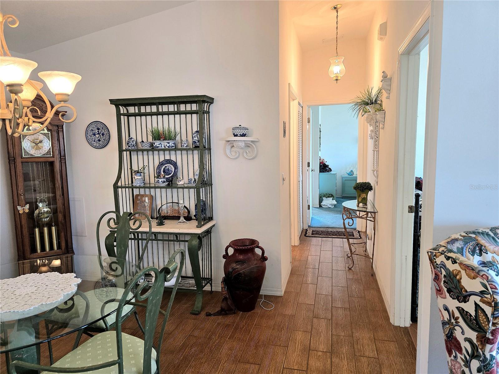 Image 10 of 18 For 10131 62nd Terrace Road