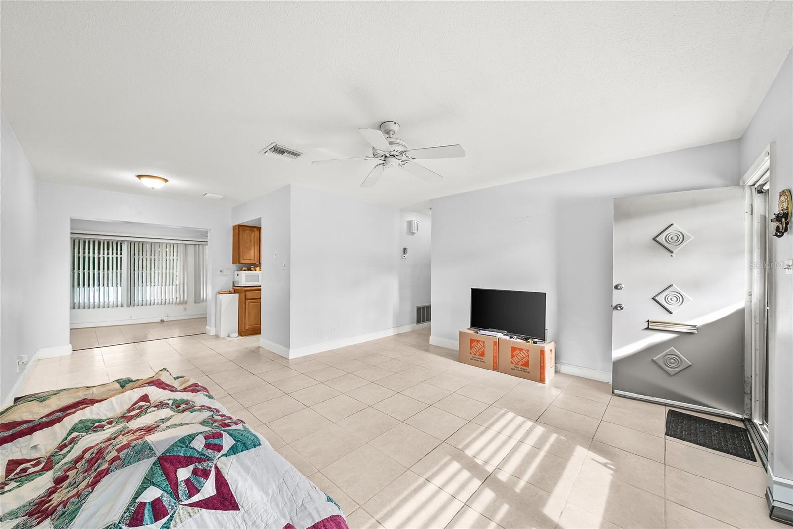 Image 6 of 46 For 7011 58th Court