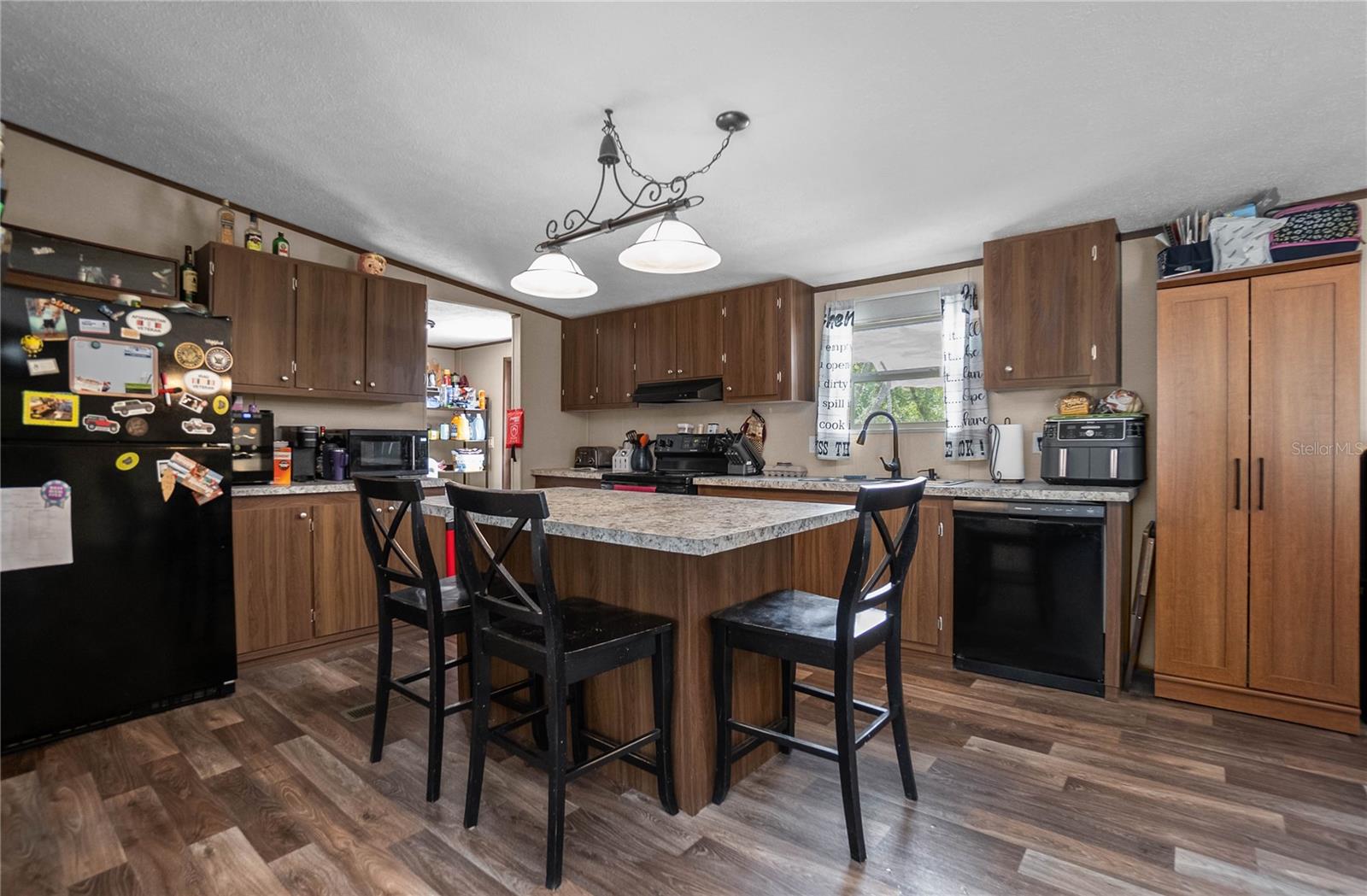 Image 16 of 53 For 6783 Tamarind Avenue