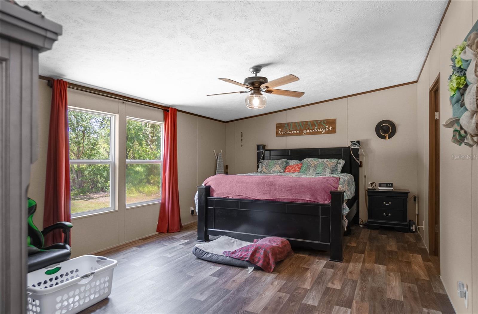 Image 22 of 53 For 6783 Tamarind Avenue